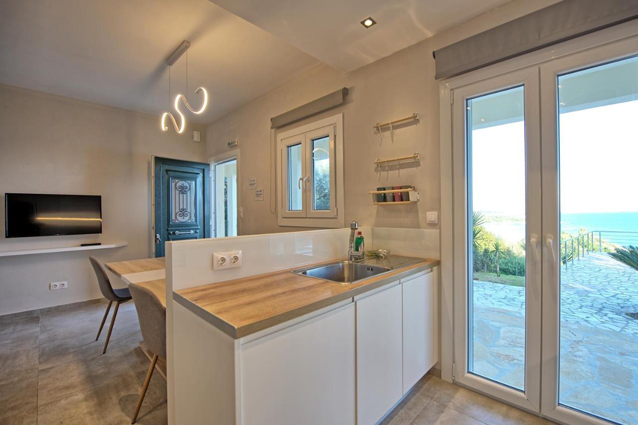 Beachfront Villa Seasun By Posarellivillas Agios Spyridon  Exterior foto